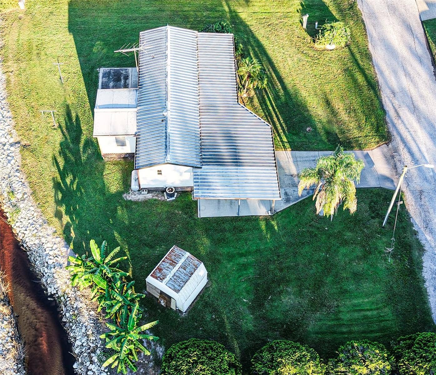 36513 LAKEWOOD DRIVE, Zephyrhills, FL 33542 36513 LAKEWOOD DRIVE, Zephyrhills, FL 33542