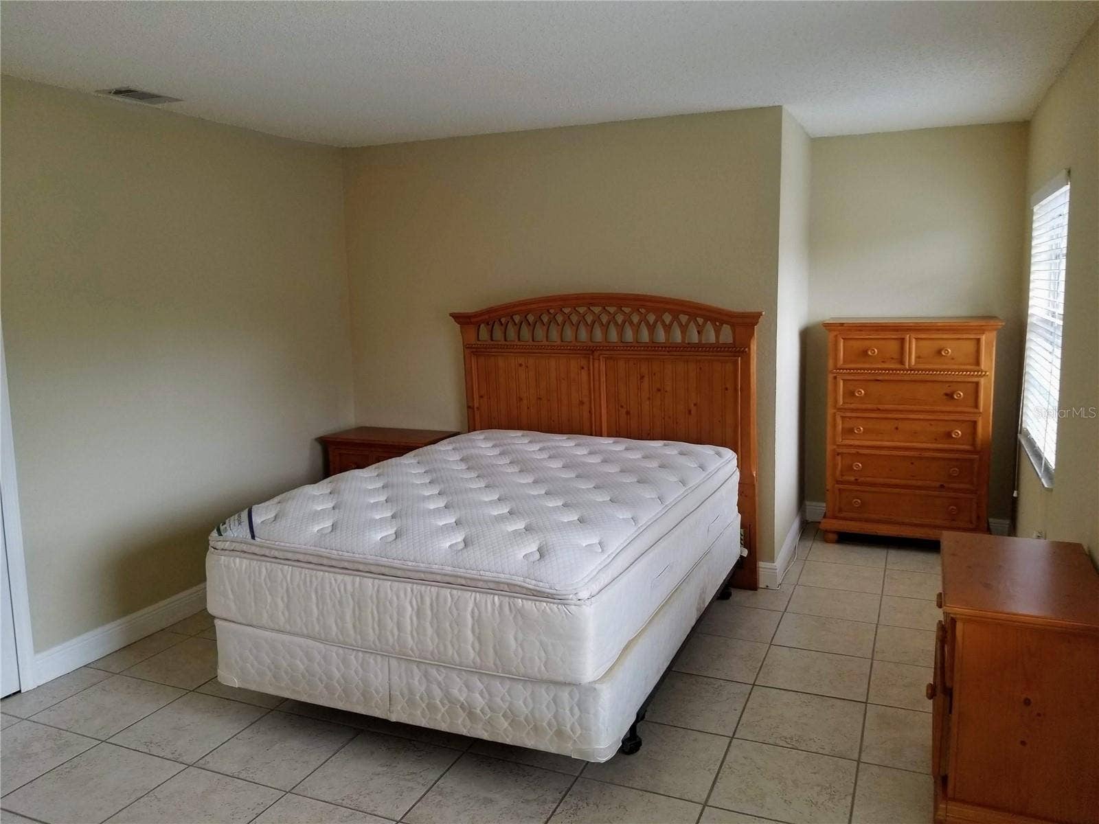 Bedroom Furniture Included