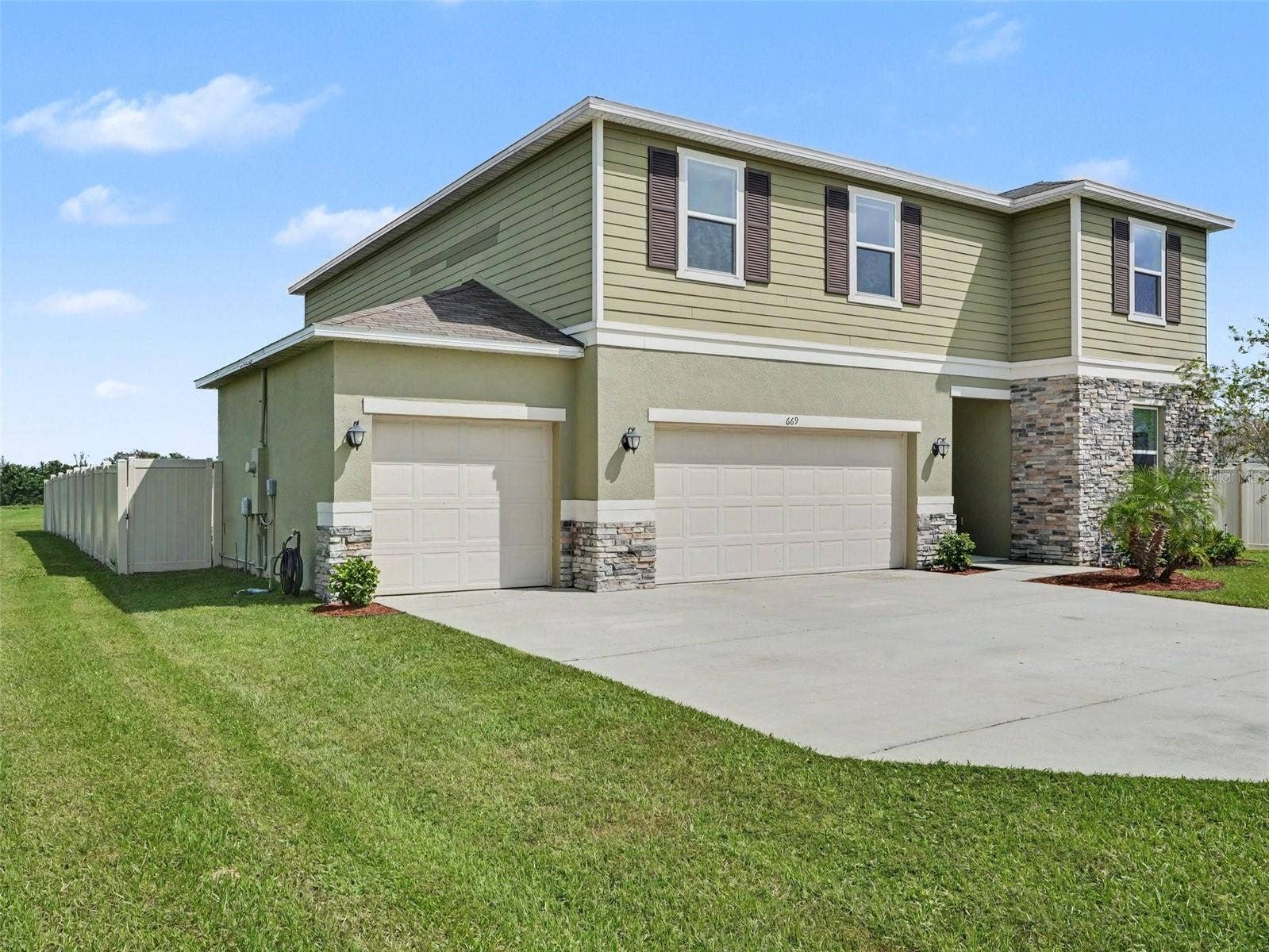 669 SARNER PASS WAY, Winter Haven, FL 33881