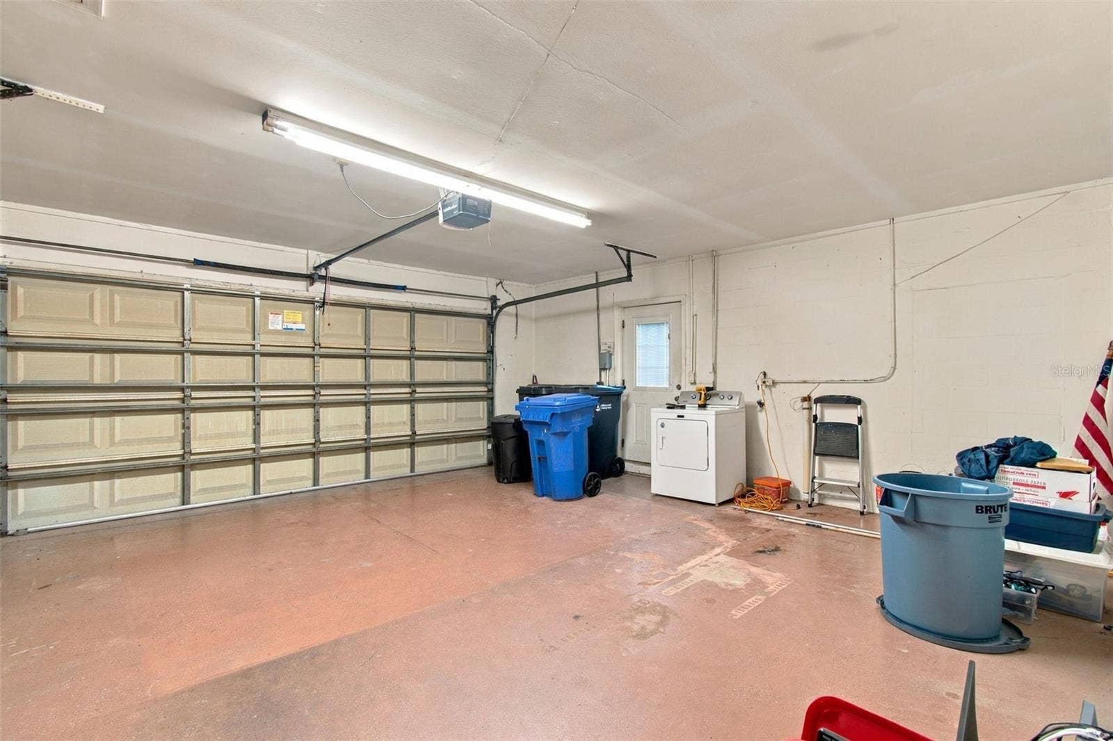 105 ASHBROOK DRIVE, Brandon, FL 33511 105 ASHBROOK DRIVE, Brandon, FL 33511