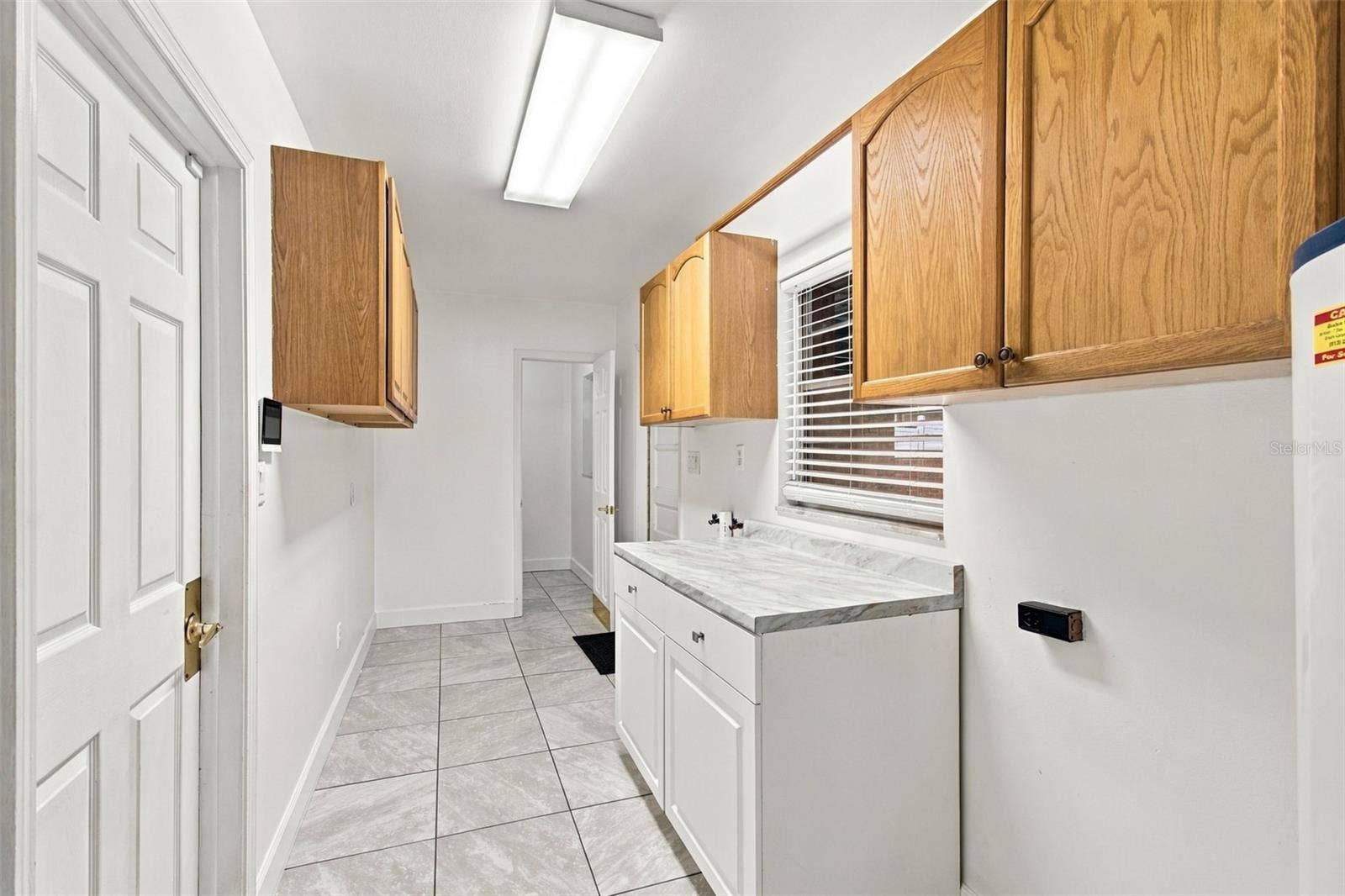 105 ASHBROOK DRIVE, Brandon, FL 33511 105 ASHBROOK DRIVE, Brandon, FL 33511