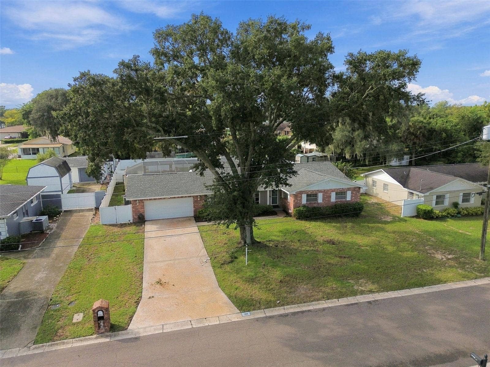 105 ASHBROOK DRIVE, Brandon, FL 33511 105 ASHBROOK DRIVE, Brandon, FL 33511