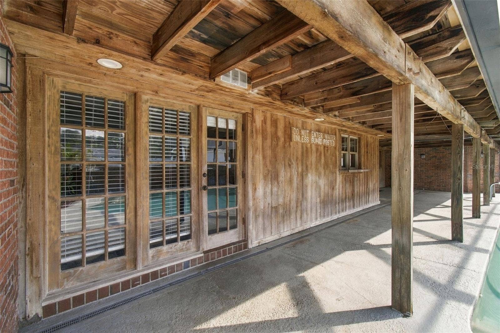 105 ASHBROOK DRIVE, Brandon, FL 33511 105 ASHBROOK DRIVE, Brandon, FL 33511