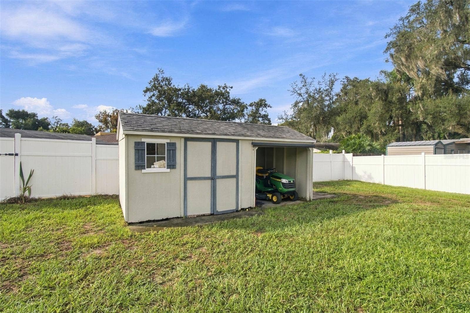 105 ASHBROOK DRIVE, Brandon, FL 33511 105 ASHBROOK DRIVE, Brandon, FL 33511