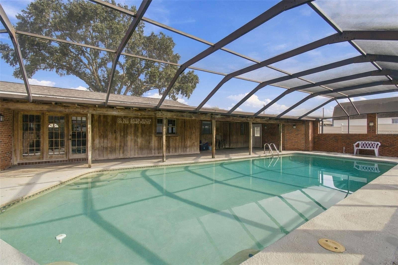 105 ASHBROOK DRIVE, Brandon, FL 33511 105 ASHBROOK DRIVE, Brandon, FL 33511