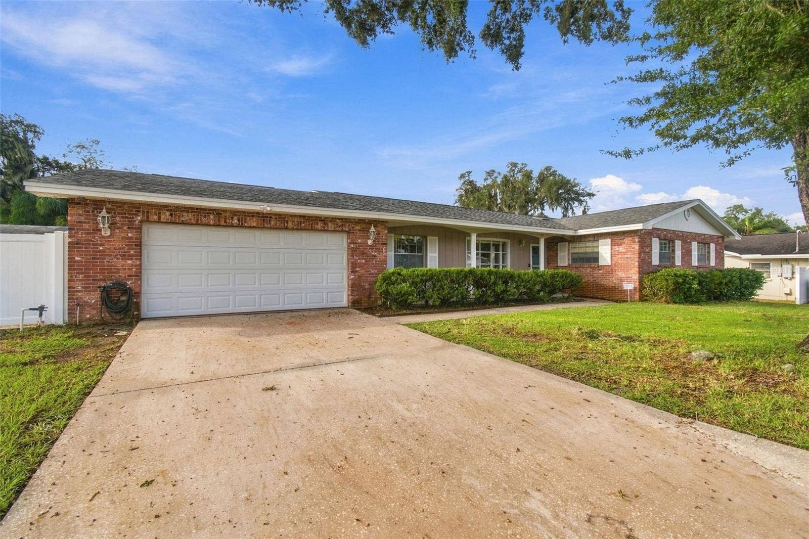 105 ASHBROOK DRIVE, Brandon, FL 33511 105 ASHBROOK DRIVE, Brandon, FL 33511