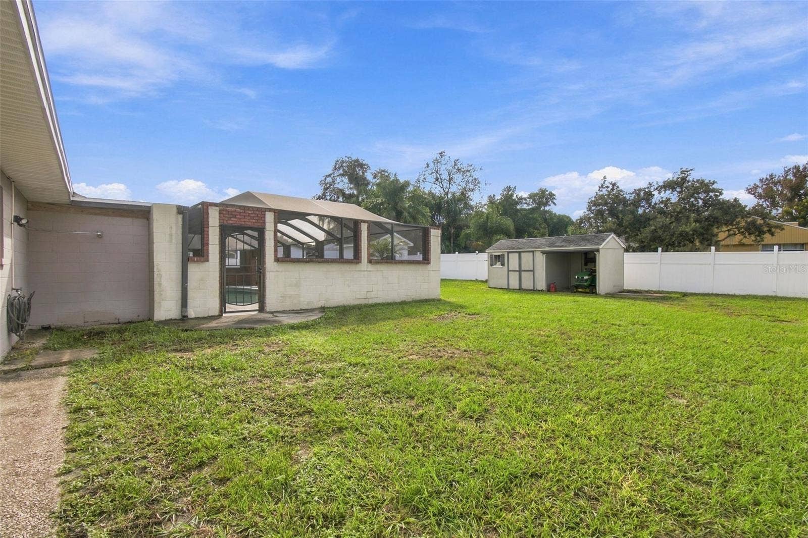 105 ASHBROOK DRIVE, Brandon, FL 33511 105 ASHBROOK DRIVE, Brandon, FL 33511