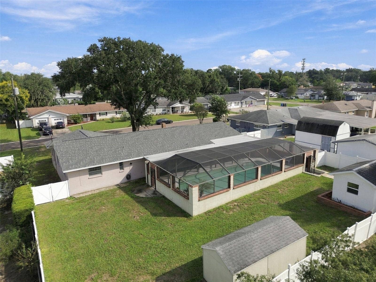 105 ASHBROOK DRIVE, Brandon, FL 33511 105 ASHBROOK DRIVE, Brandon, FL 33511
