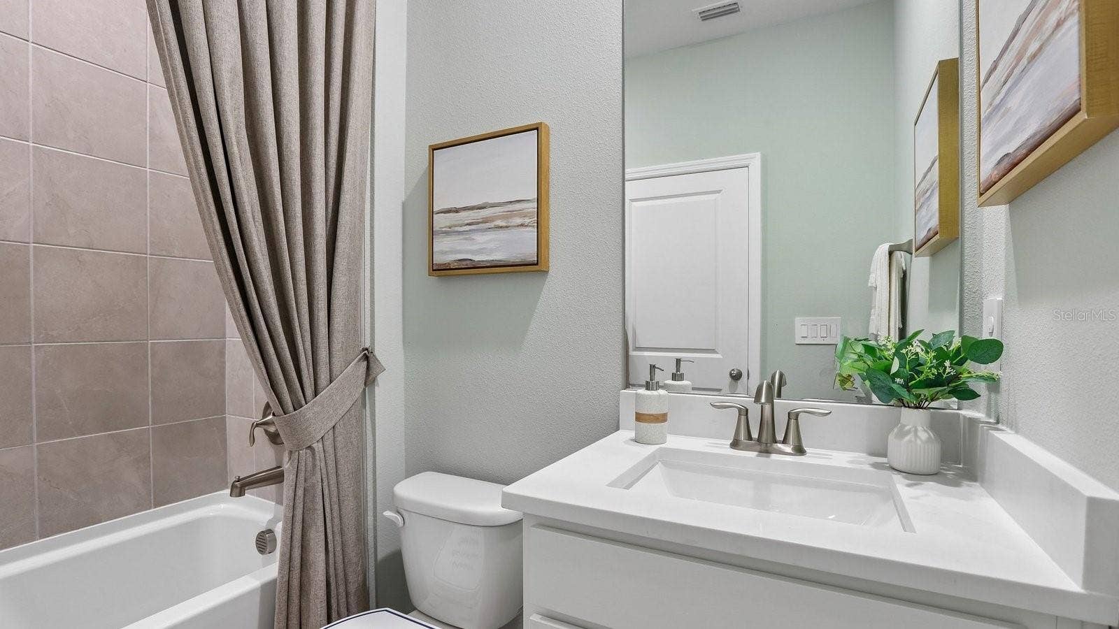 13219 BALSAM CONE DRIVE, Dade City, FL 33525 13219 BALSAM CONE DRIVE, Dade City, FL 33525