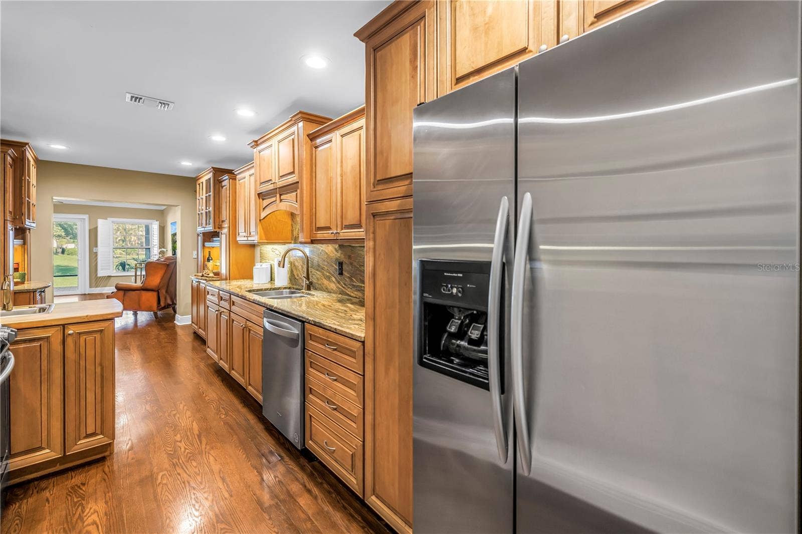 868 GLADES COURT NE, St Petersburg, FL 33702 868 GLADES COURT NE, St Petersburg, FL 33702