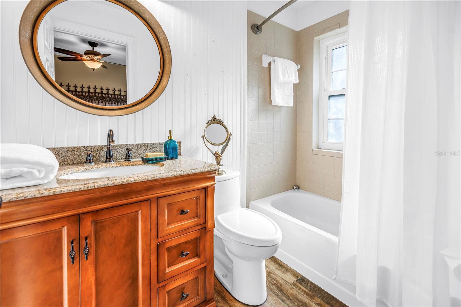 868 GLADES COURT NE, St Petersburg, FL 33702 868 GLADES COURT NE, St Petersburg, FL 33702