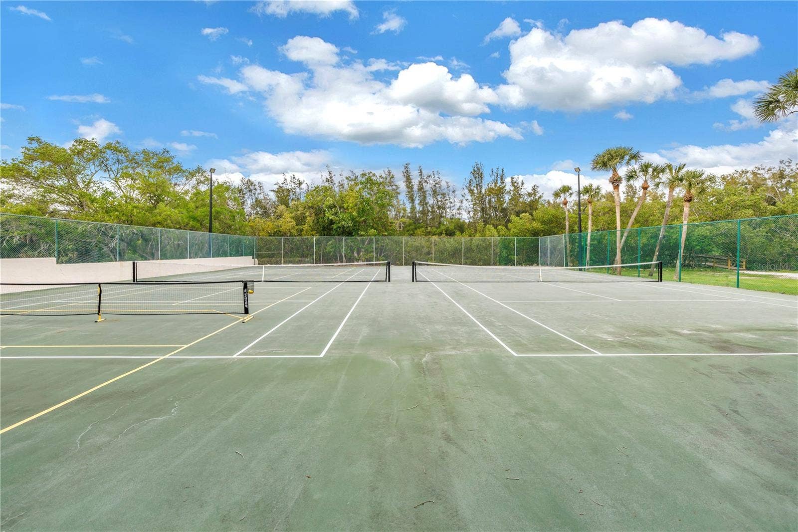 868 GLADES COURT NE, St Petersburg, FL 33702 868 GLADES COURT NE, St Petersburg, FL 33702