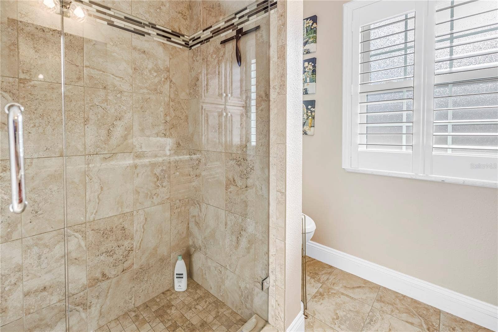 868 GLADES COURT NE, St Petersburg, FL 33702 868 GLADES COURT NE, St Petersburg, FL 33702