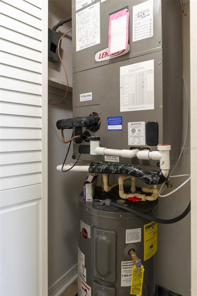 4895 BAY STREET NE, #109, St Petersburg, FL 33703 AC/ WATER HEATER