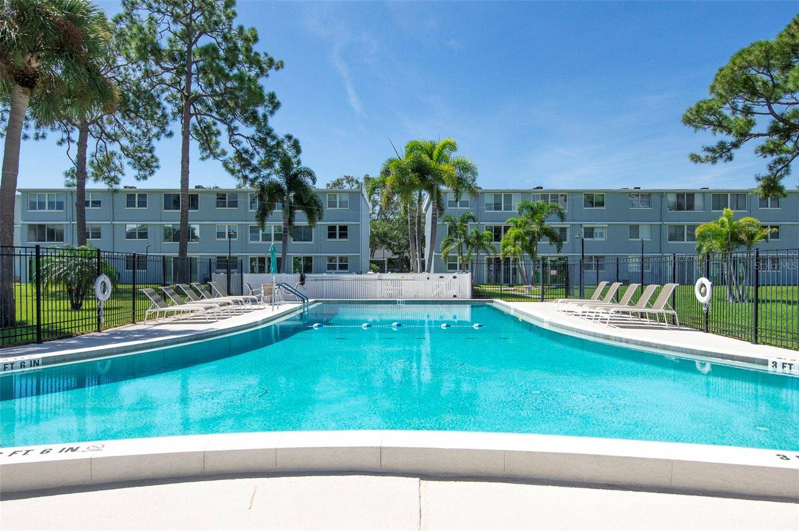 4895 BAY STREET NE, #109, St Petersburg, FL 33703 HEATED SWIMMING POOL