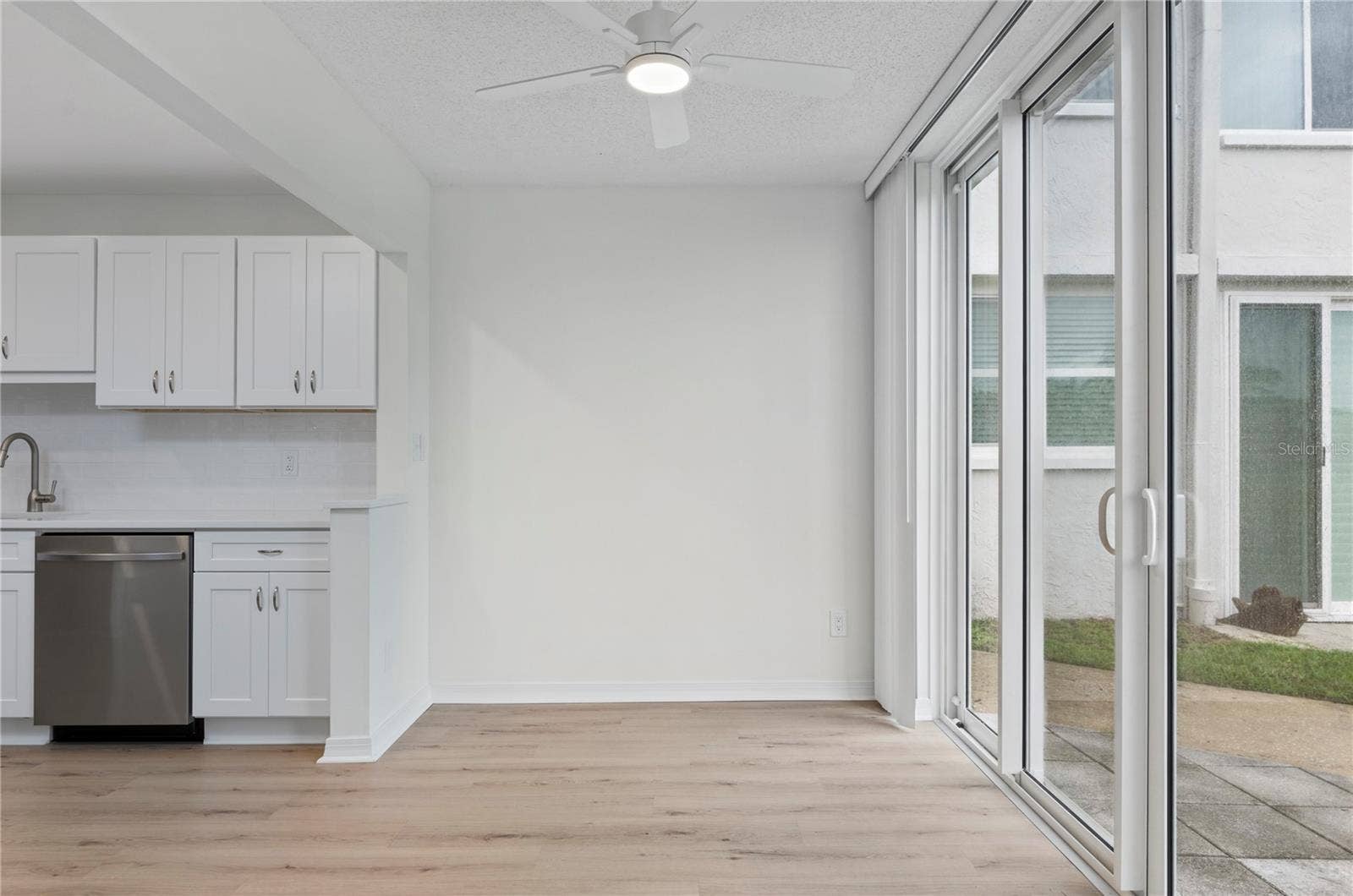 4895 BAY STREET NE, #109, St Petersburg, FL 33703 EAT IN SPACE IN KITCHEN