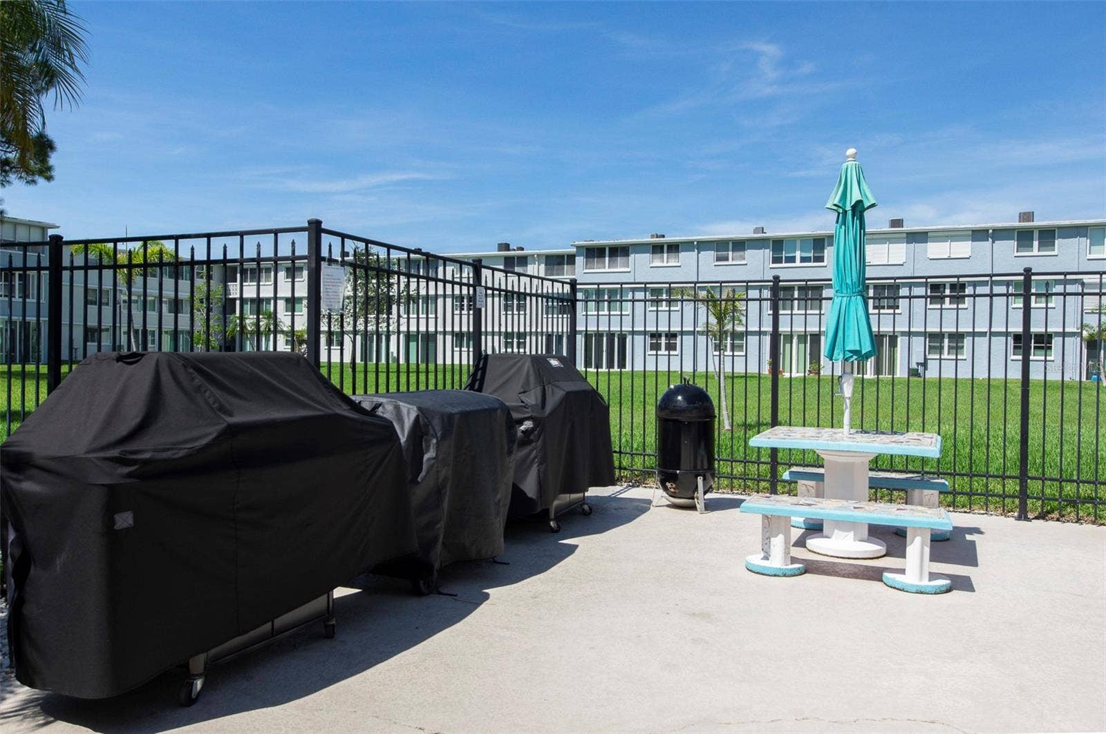 4895 BAY STREET NE, #109, St Petersburg, FL 33703 GRILLS