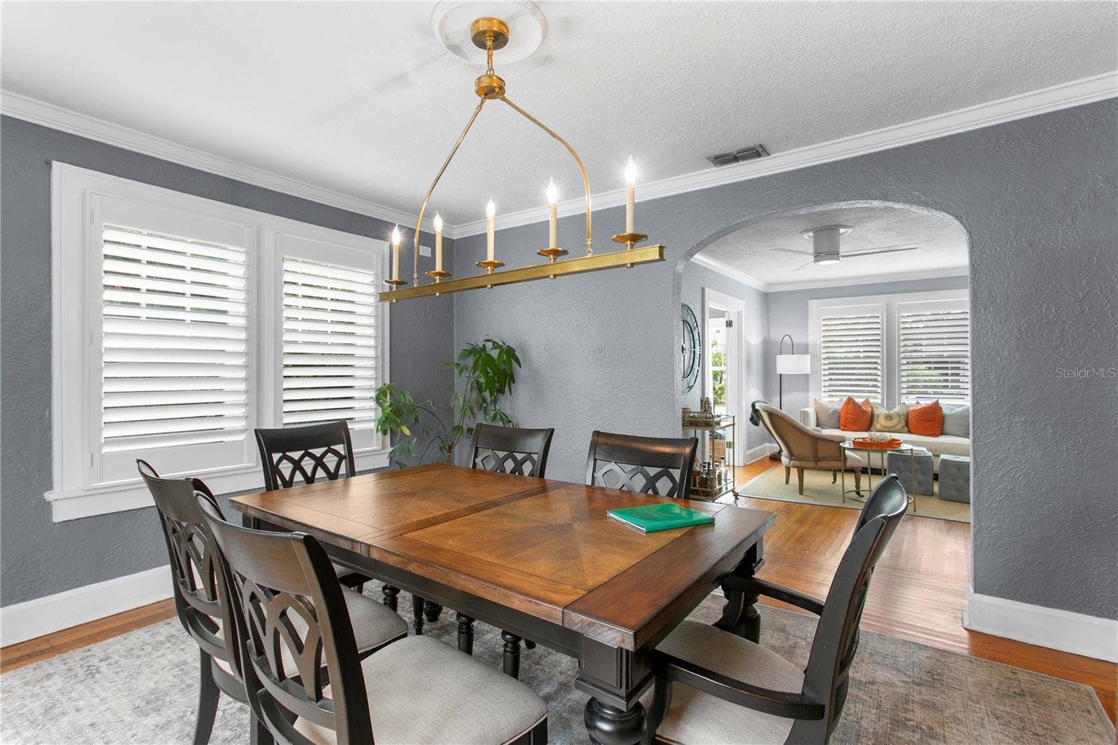 310 26TH AVE N, St Petersburg, FL 33704 310 26TH AVE N, St Petersburg, FL 33704