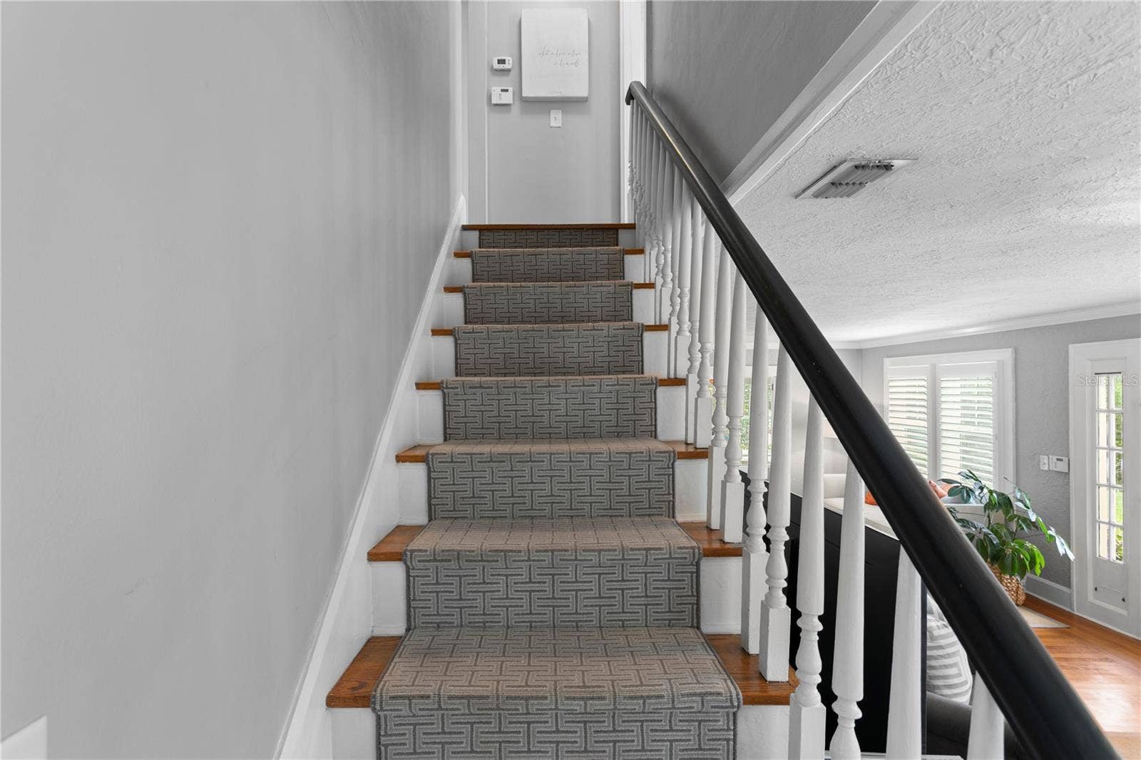 310 26TH AVE N, St Petersburg, FL 33704 310 26TH AVE N, St Petersburg, FL 33704