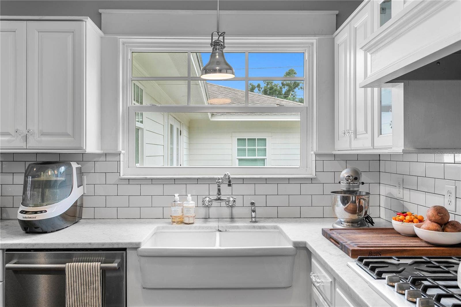 310 26TH AVE N, St Petersburg, FL 33704 310 26TH AVE N, St Petersburg, FL 33704