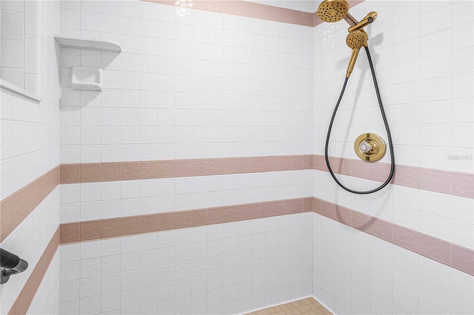1186 GASPARILLA DRIVE NE, St Petersburg, FL 33702 Inside of Primary Bath Walk-In Shower