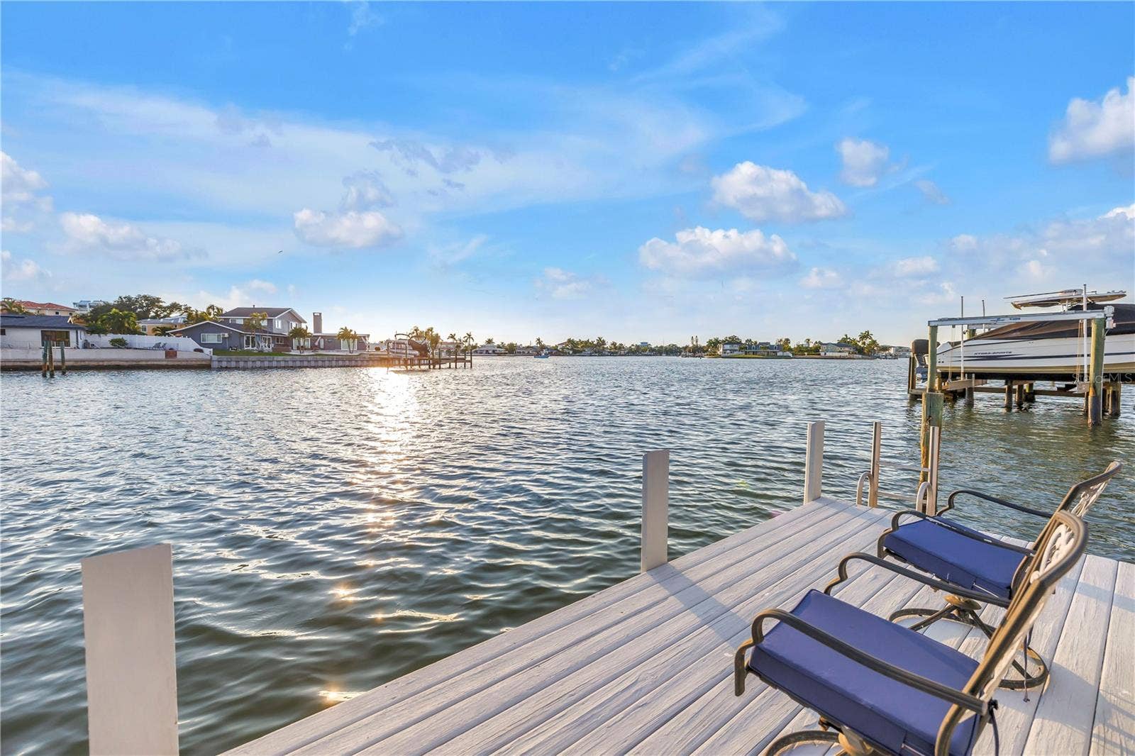 7982 11TH AVENUE S, St Petersburg, FL 33707 7982 11TH AVENUE S, St Petersburg, FL 33707