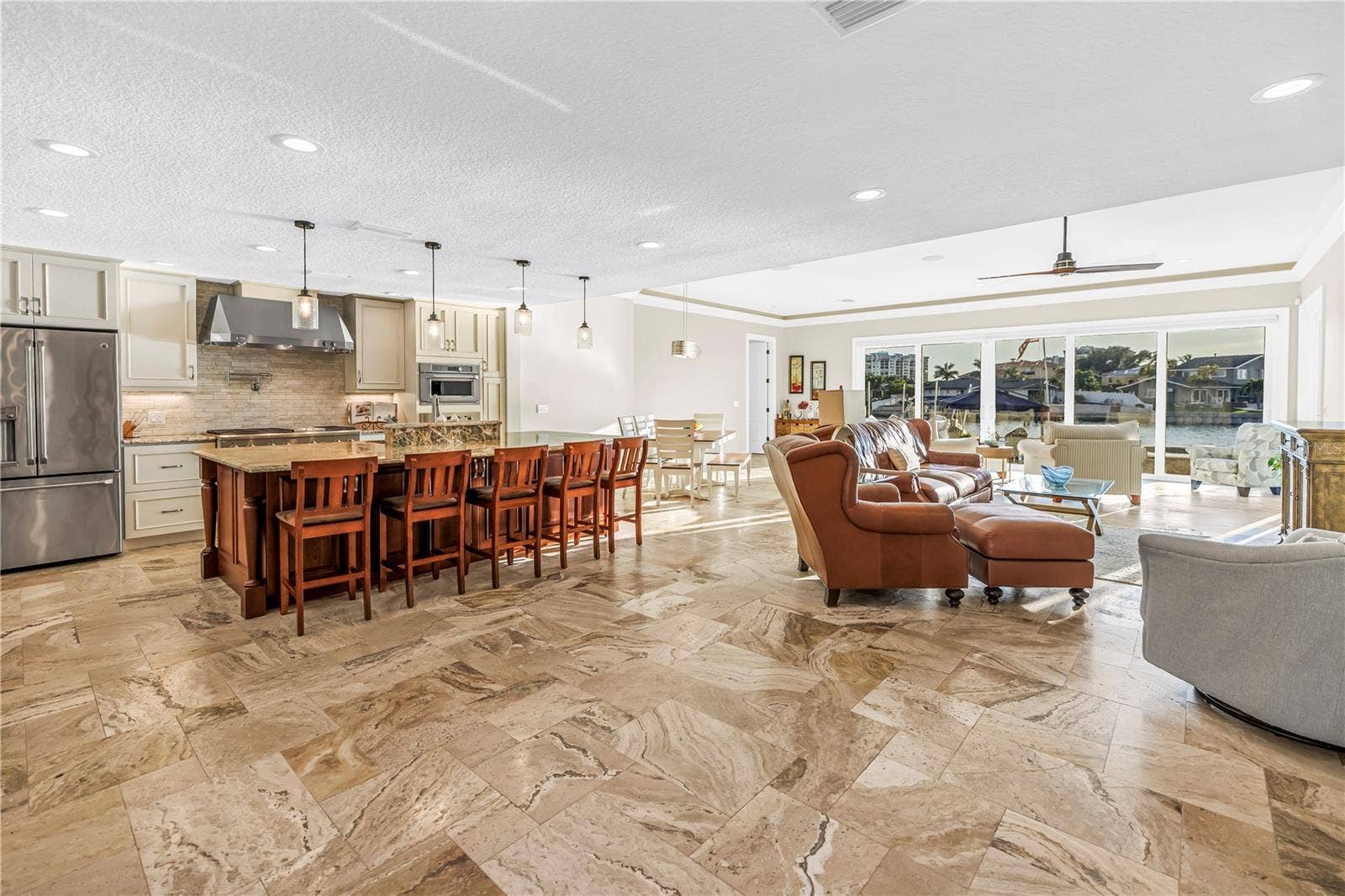 7982 11TH AVENUE S, St Petersburg, FL 33707 7982 11TH AVENUE S, St Petersburg, FL 33707