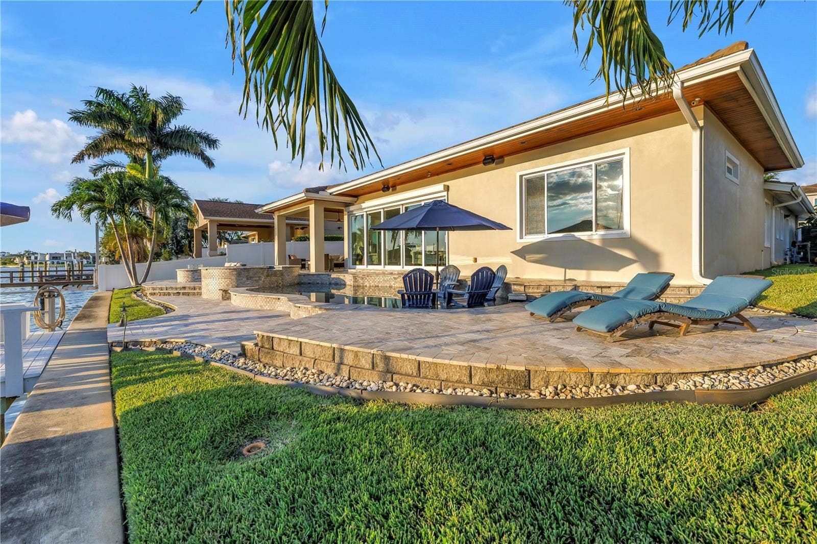 7982 11TH AVENUE S, St Petersburg, FL 33707 7982 11TH AVENUE S, St Petersburg, FL 33707