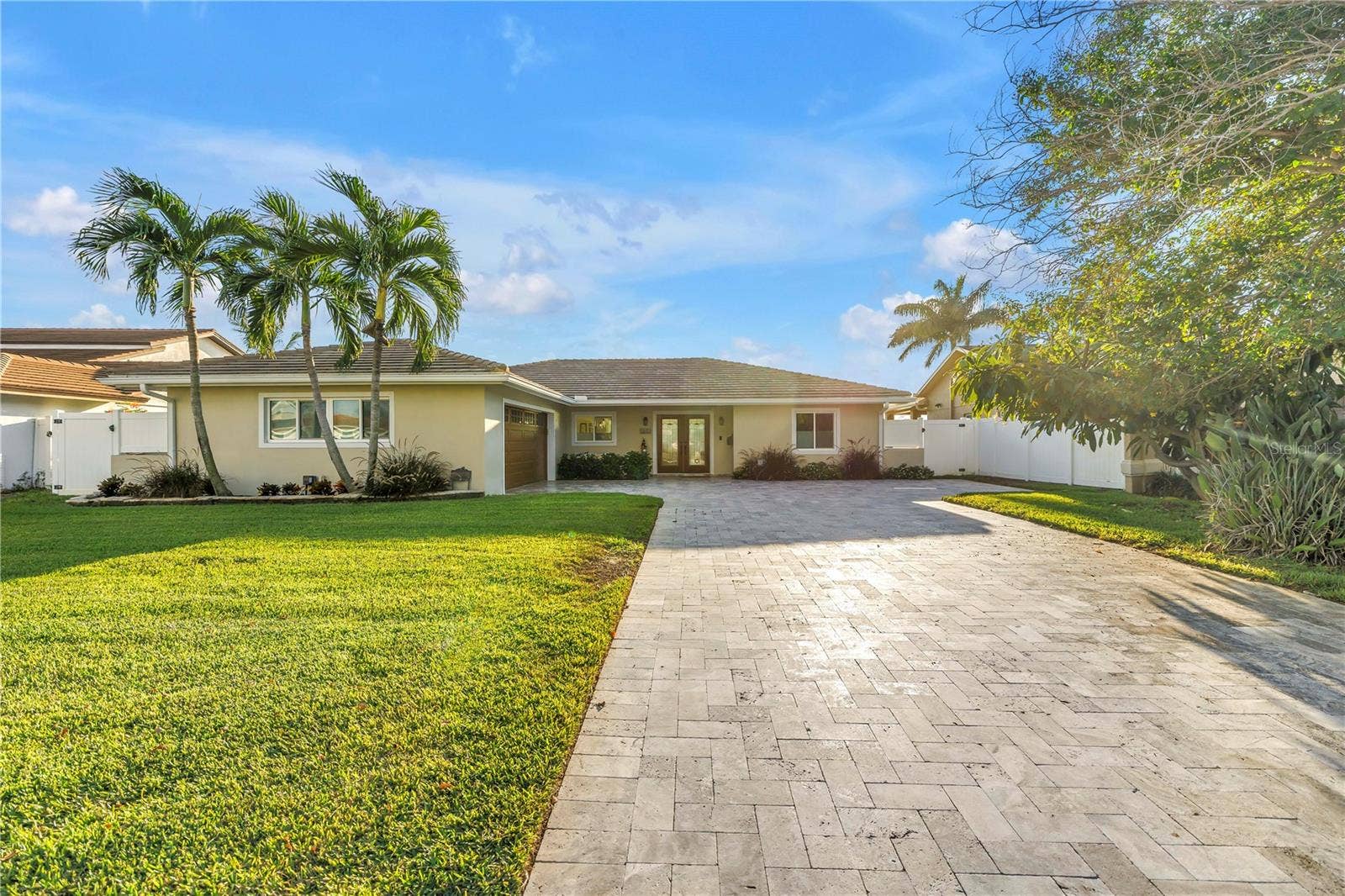7982 11TH AVENUE S, St Petersburg, FL 33707 7982 11TH AVENUE S, St Petersburg, FL 33707