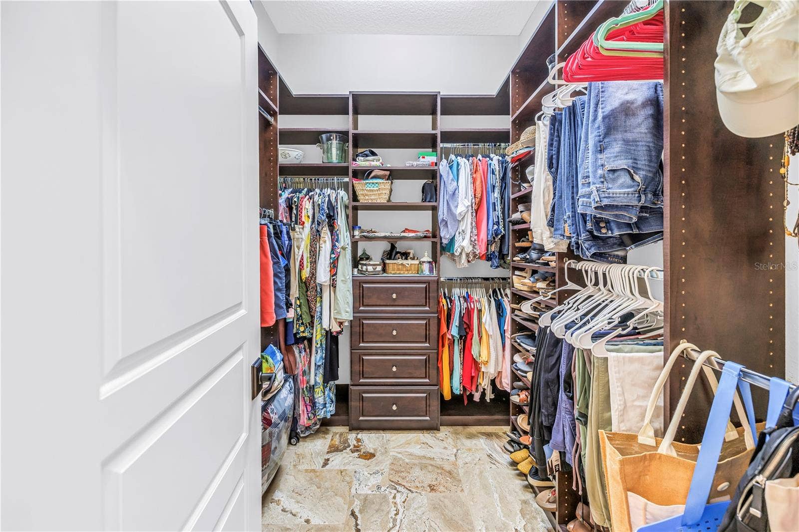 7982 11TH AVENUE S, St Petersburg, FL 33707 7982 11TH AVENUE S, St Petersburg, FL 33707