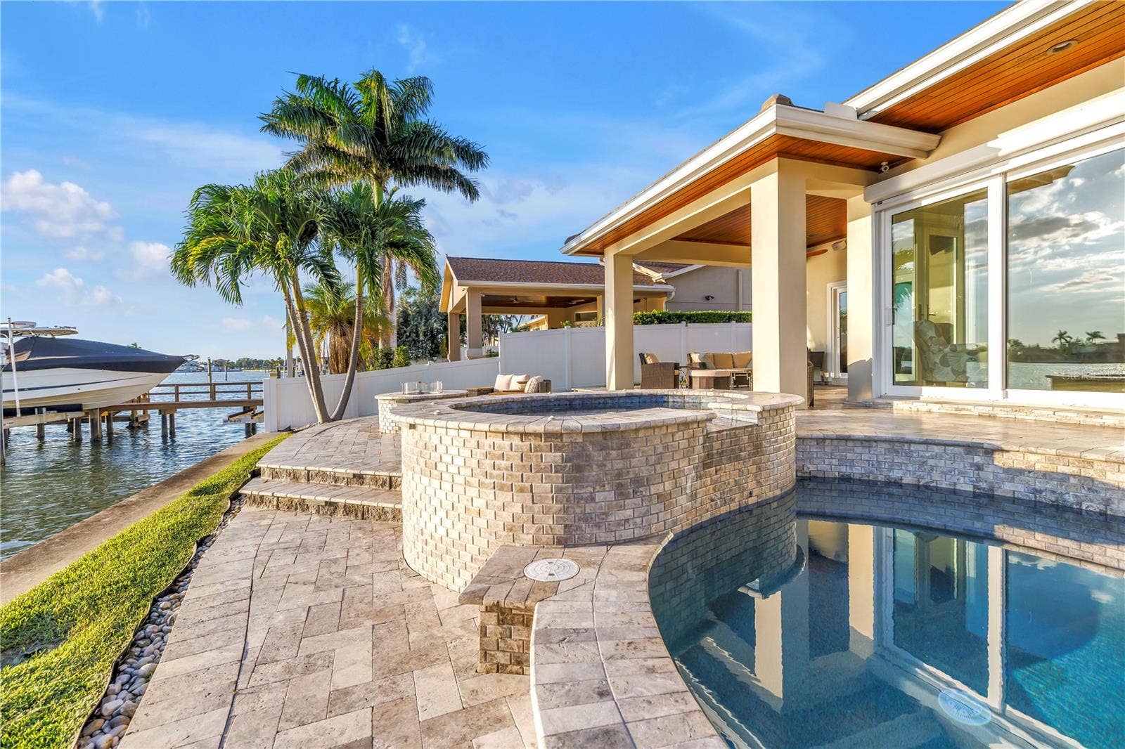 7982 11TH AVENUE S, St Petersburg, FL 33707 7982 11TH AVENUE S, St Petersburg, FL 33707