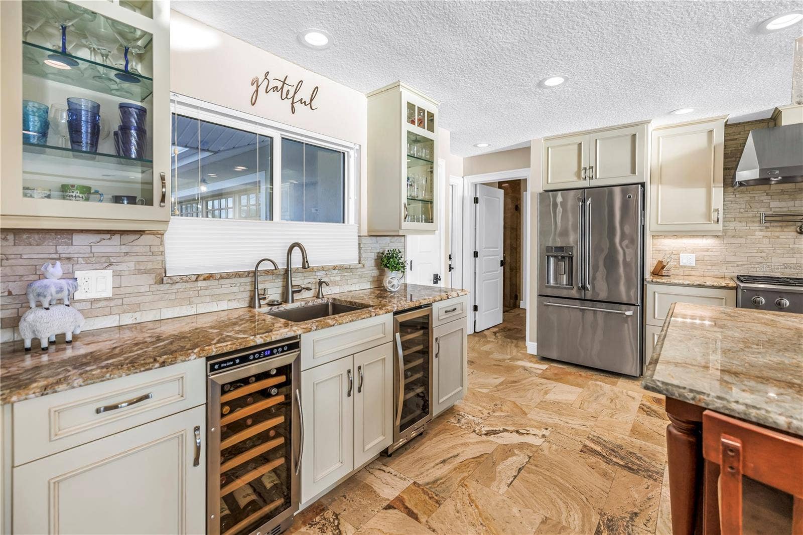 7982 11TH AVENUE S, St Petersburg, FL 33707 7982 11TH AVENUE S, St Petersburg, FL 33707