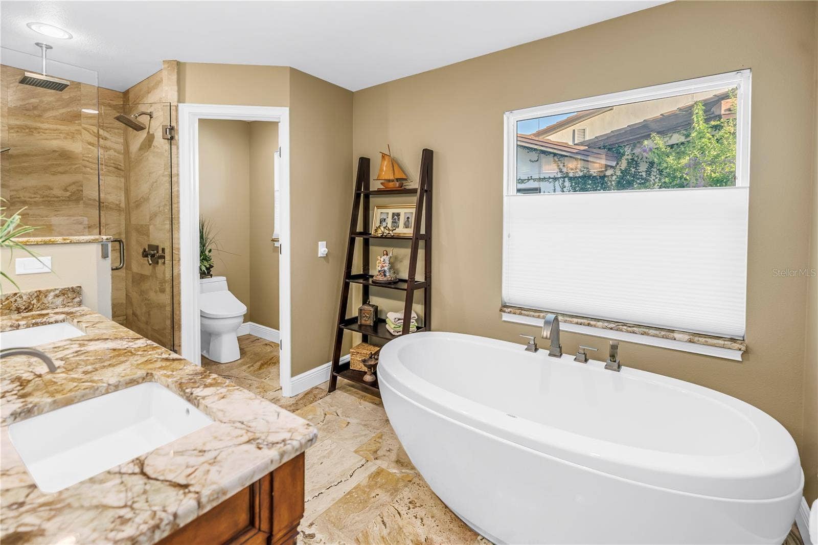 7982 11TH AVENUE S, St Petersburg, FL 33707 Primary Bath