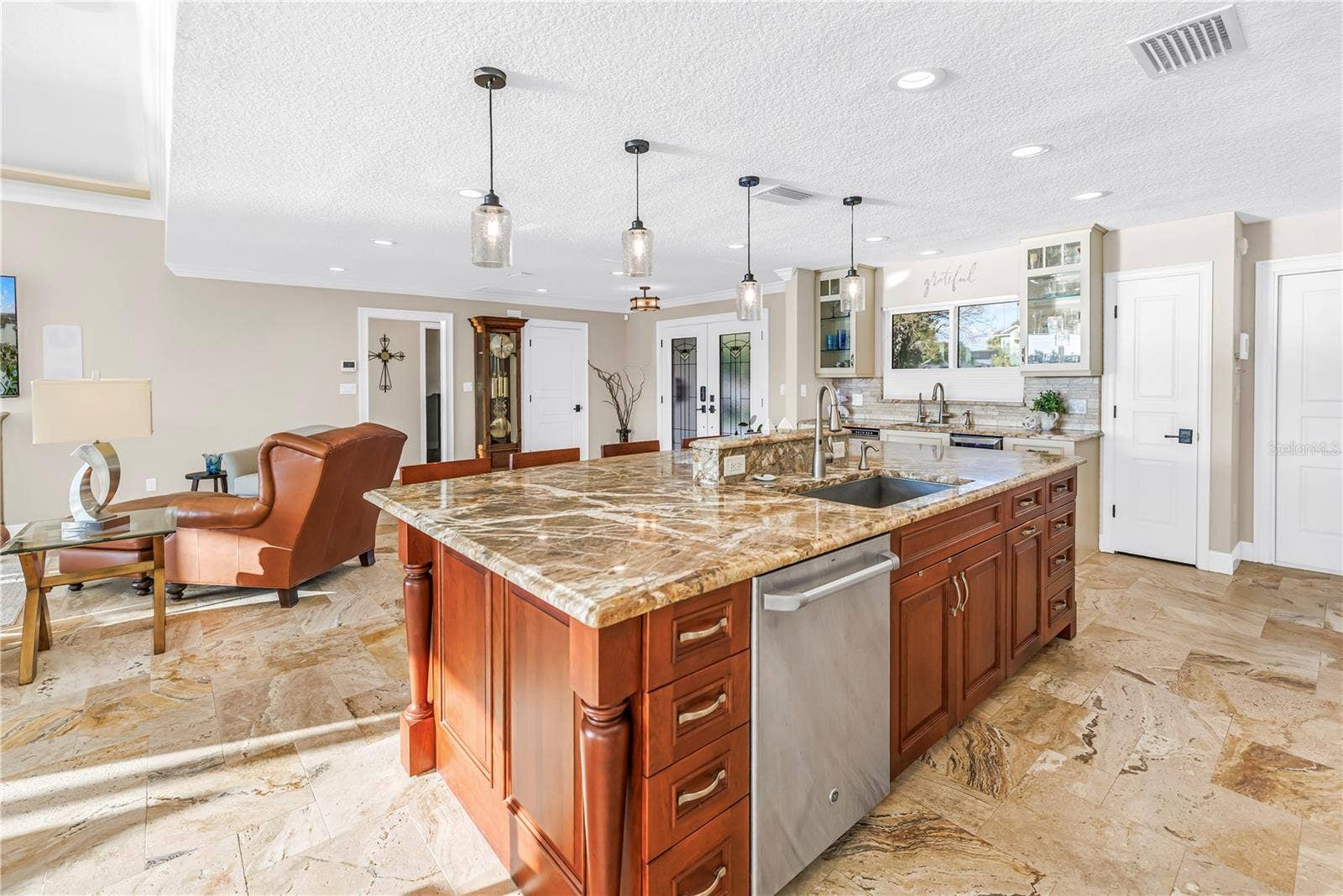 7982 11TH AVENUE S, St Petersburg, FL 33707 7982 11TH AVENUE S, St Petersburg, FL 33707