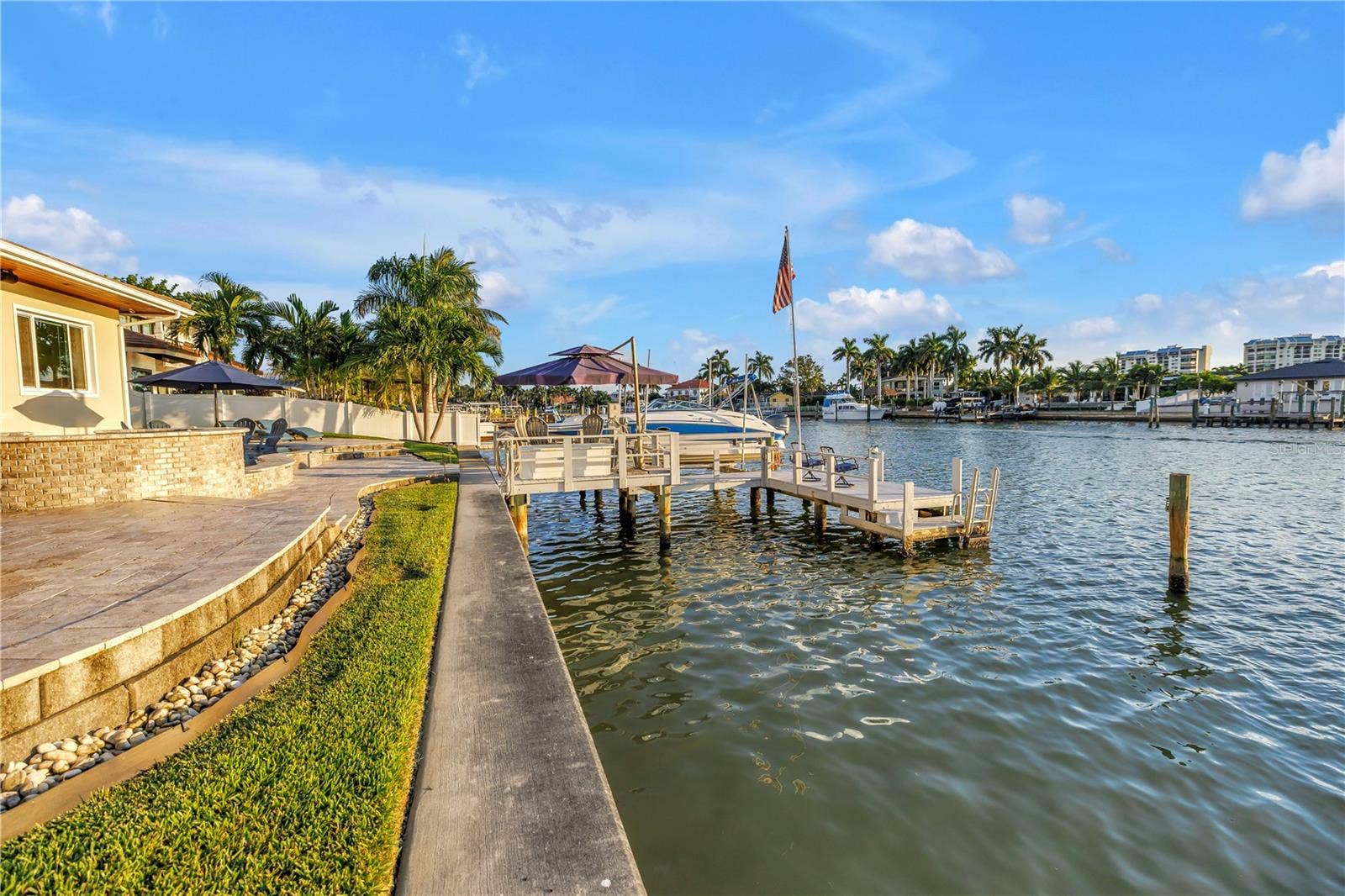 7982 11TH AVENUE S, St Petersburg, FL 33707 7982 11TH AVENUE S, St Petersburg, FL 33707