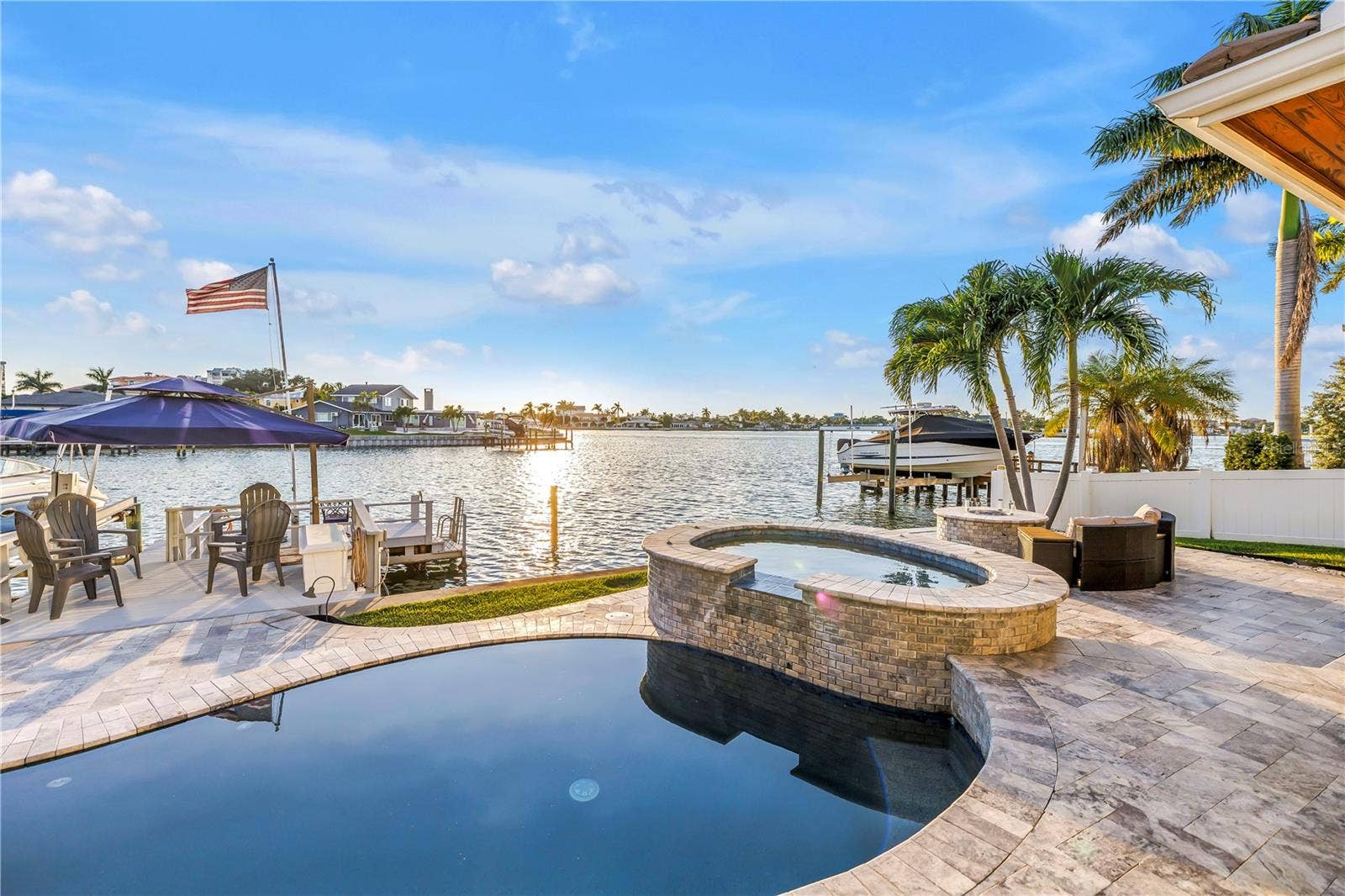 7982 11TH AVENUE S, St Petersburg, FL 33707 7982 11TH AVENUE S, St Petersburg, FL 33707