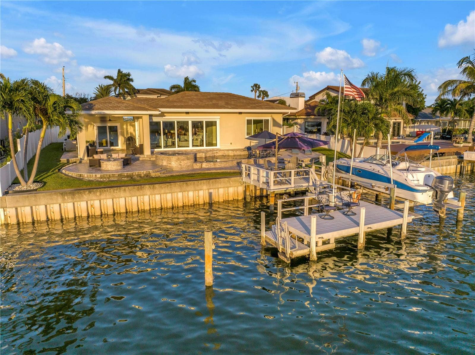 7982 11TH AVENUE S, St Petersburg, FL 33707 7982 11TH AVENUE S, St Petersburg, FL 33707