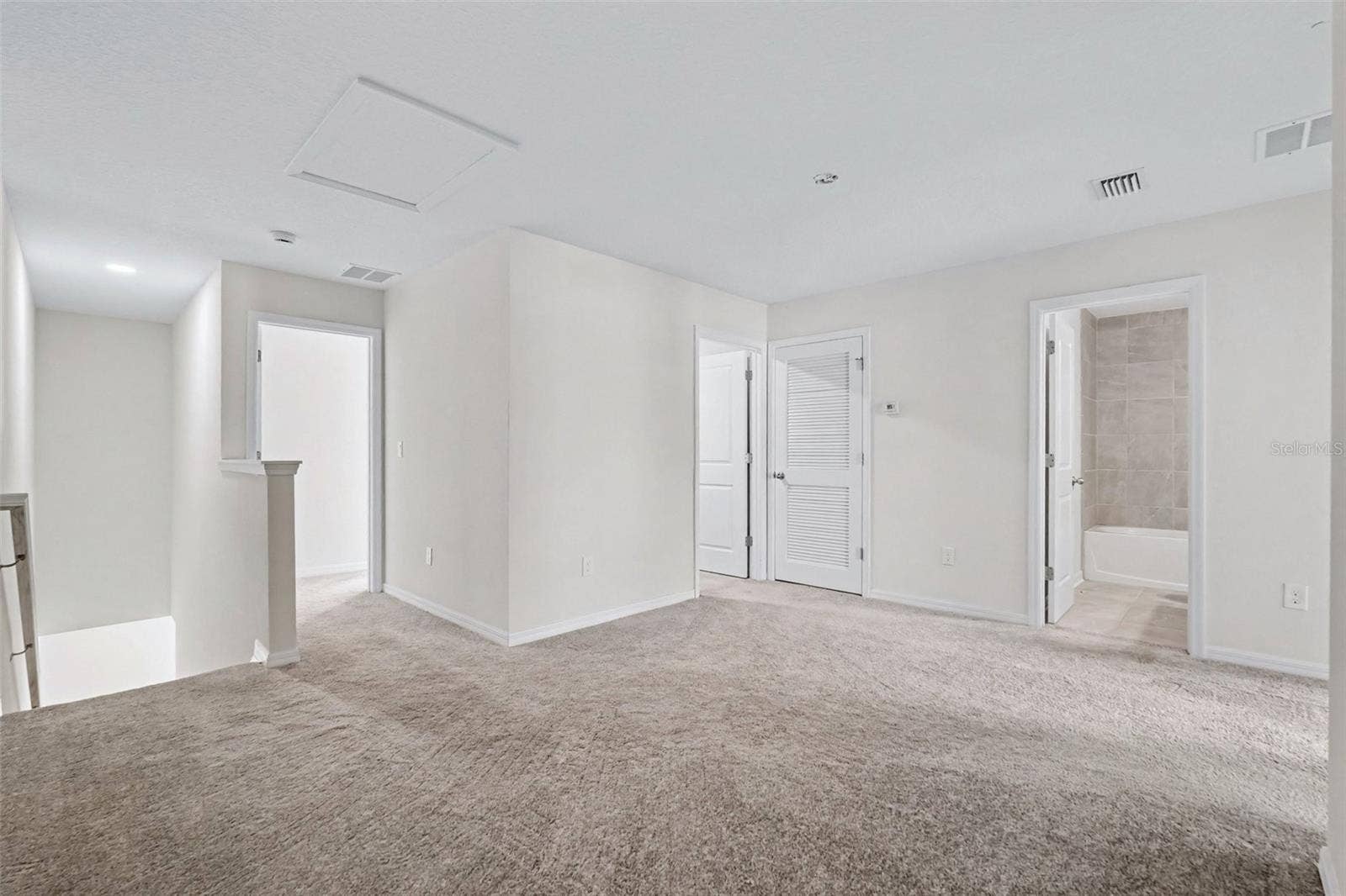 9669 SWEETWELL PLACE, Riverview, FL 33569 9669 SWEETWELL PLACE, Riverview, FL 33569