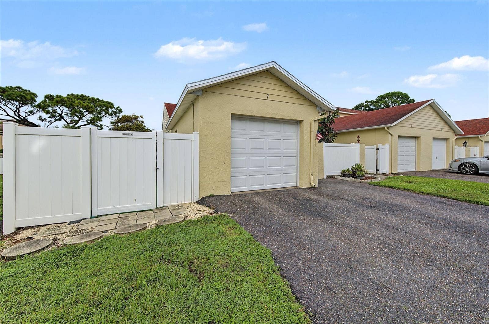 2771 SUMMERDALE DRIVE, #7, Clearwater, FL 33761 End Unit Villa in a small, Boutique Community