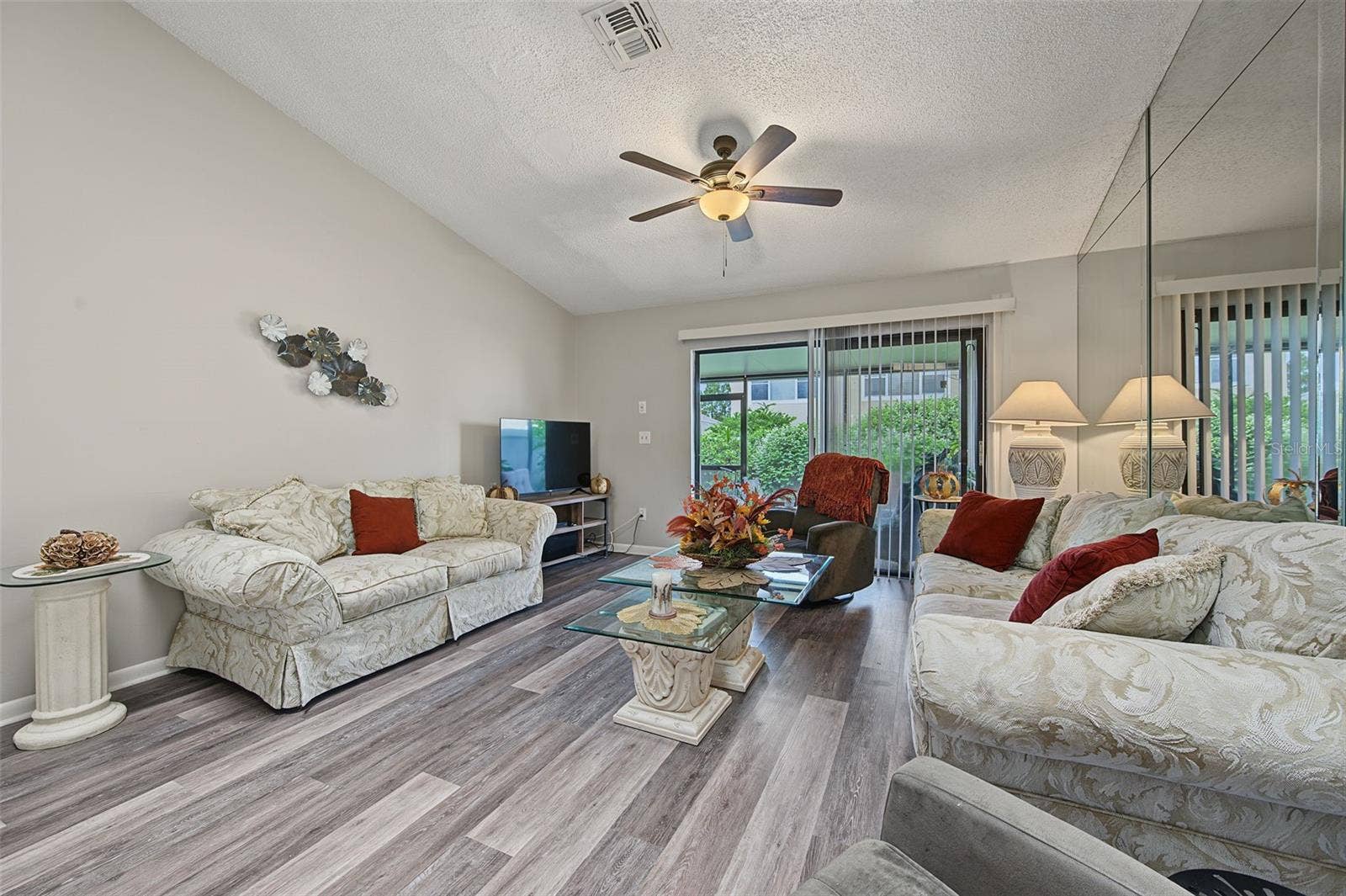 2771 SUMMERDALE DRIVE, #7, Clearwater, FL 33761 Soaring Vaulted Ceilings, Skylights and Versatile spaces