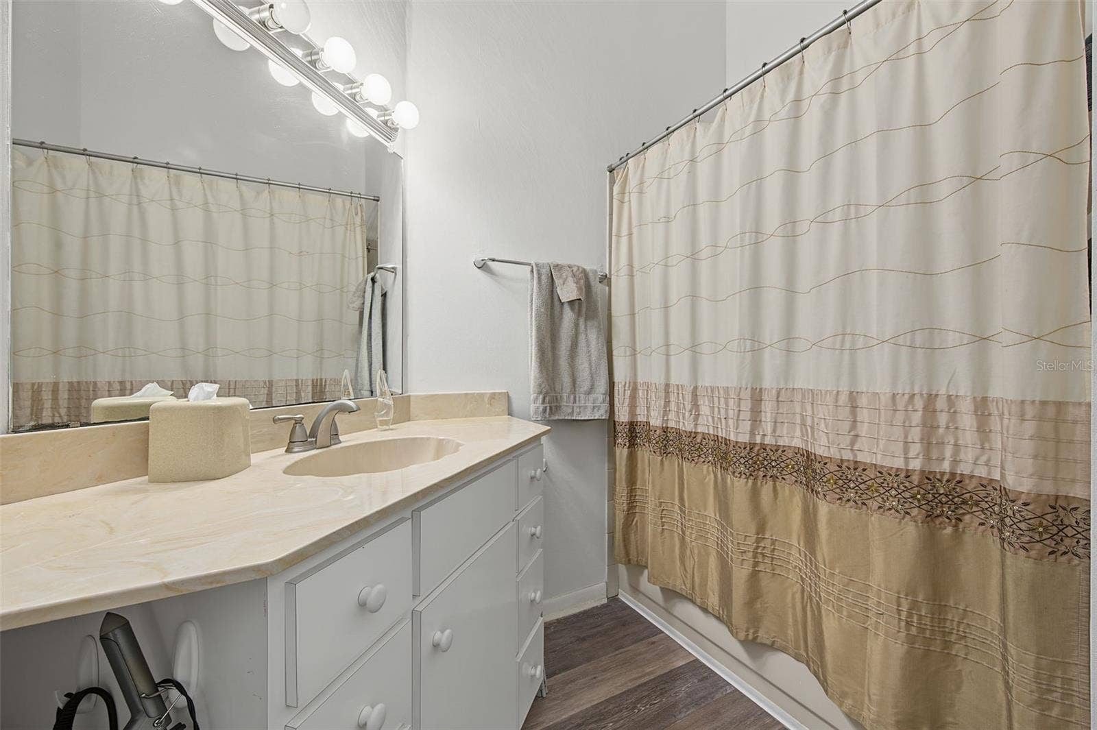 2771 SUMMERDALE DRIVE, #7, Clearwater, FL 33761 Primary Bathroom