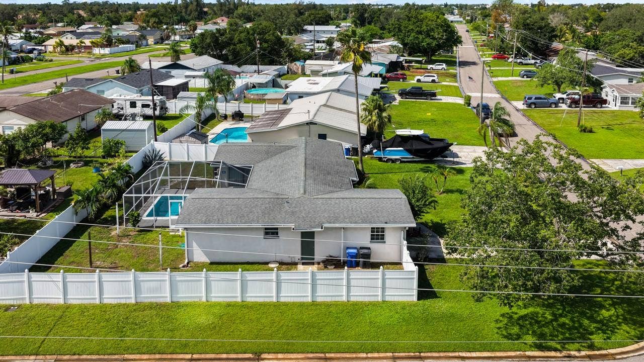 500 FLORIDA CIRCLE S, Apollo Beach, FL 33572 500 FLORIDA CIRCLE S, Apollo Beach, FL 33572