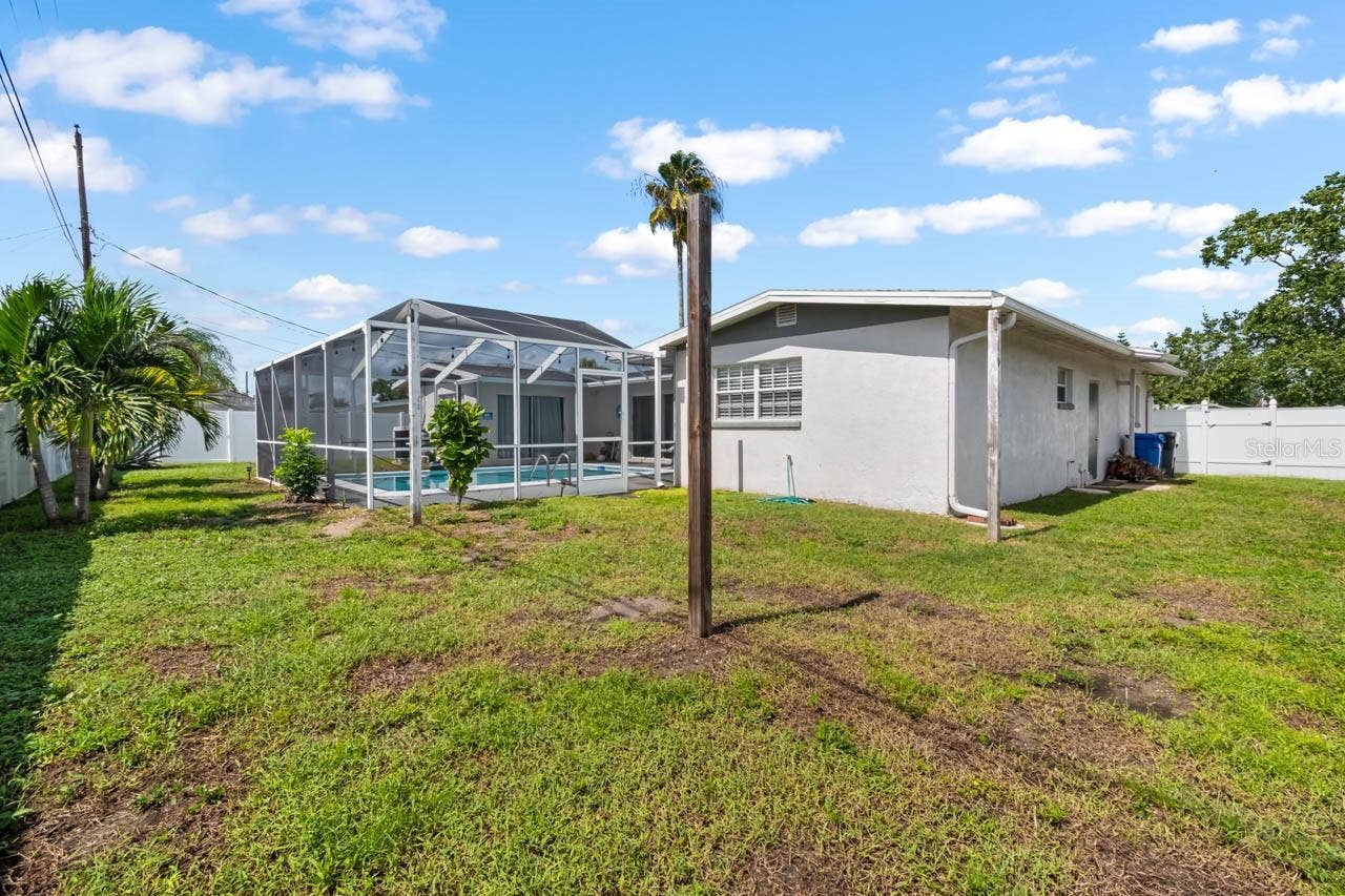 500 FLORIDA CIRCLE S, Apollo Beach, FL 33572 500 FLORIDA CIRCLE S, Apollo Beach, FL 33572