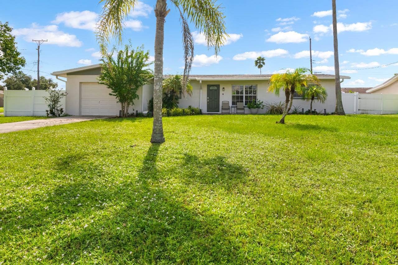 500 FLORIDA CIRCLE S, Apollo Beach, FL 33572 500 FLORIDA CIRCLE S, Apollo Beach, FL 33572