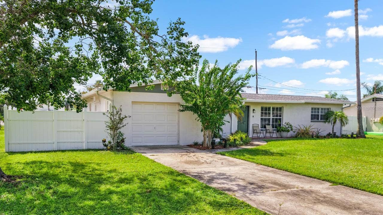 500 FLORIDA CIRCLE S, Apollo Beach, FL 33572 500 FLORIDA CIRCLE S, Apollo Beach, FL 33572