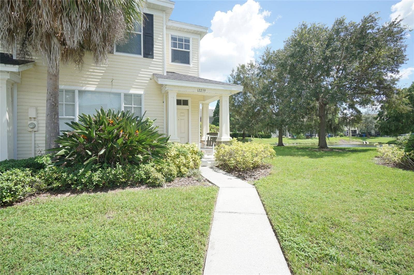 12239 COUNTRY WHITE CIRCLE, Tampa, FL 33635 12239 COUNTRY WHITE CIRCLE, Tampa, FL 33635