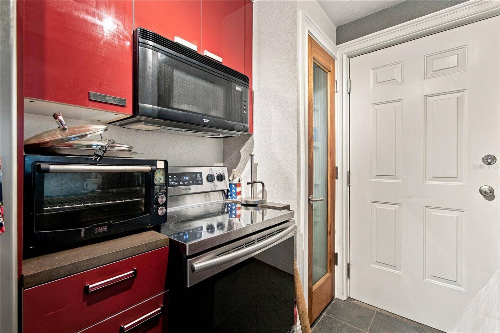 2002 E 5TH AVENUE, #114, Tampa, FL 33605 2002 E 5TH AVENUE, #114, Tampa, FL 33605