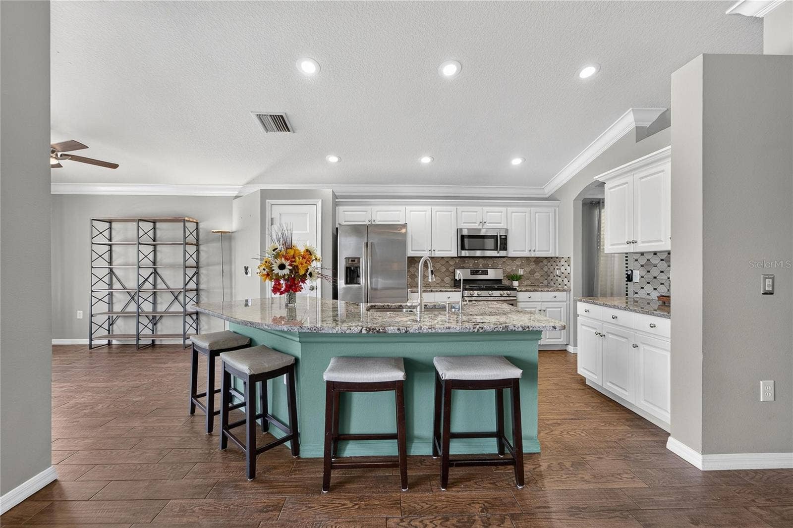 1750 LEYBOURNE LOOP, Wesley Chapel, FL 33543