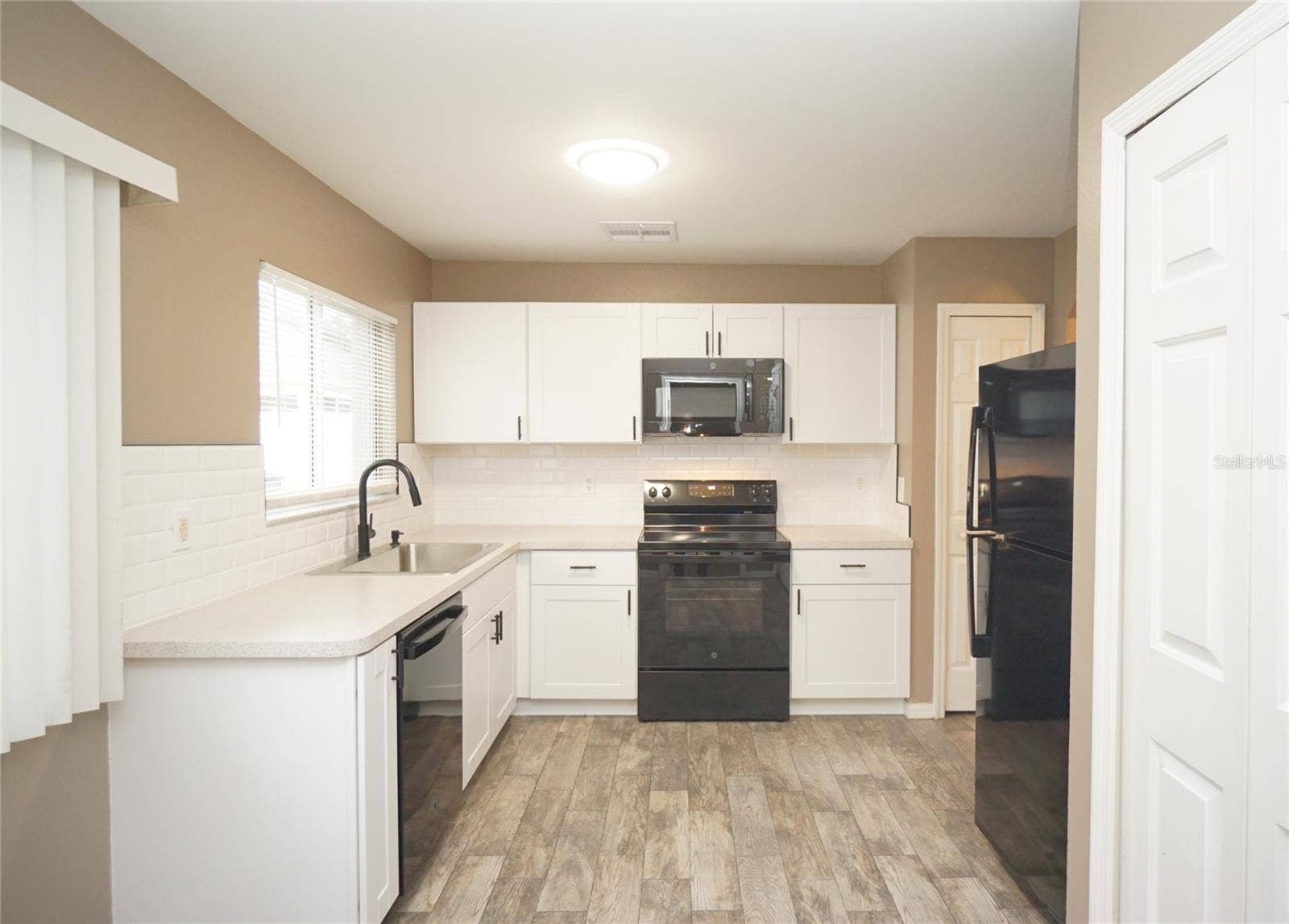 3106 PINE TOP DRIVE, Valrico, FL 33594 3106 PINE TOP DRIVE, Valrico, FL 33594