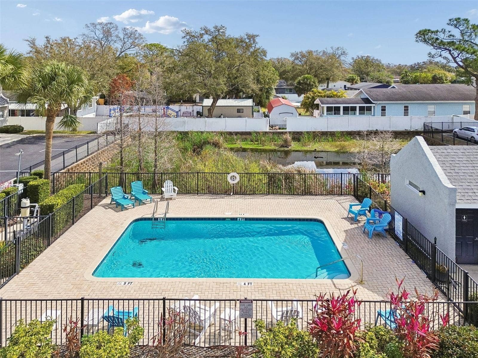 5303 POINT PLEASANT LANE, Tampa, FL 33611 Community Pool
